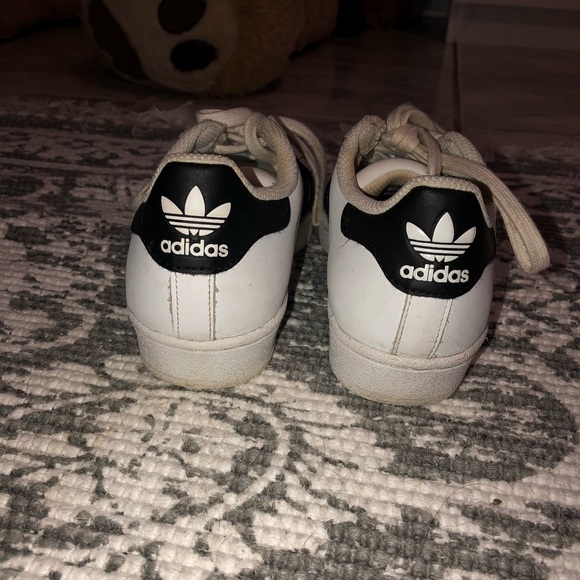 Adidas Superstars sneakers - Picture 3 of 4